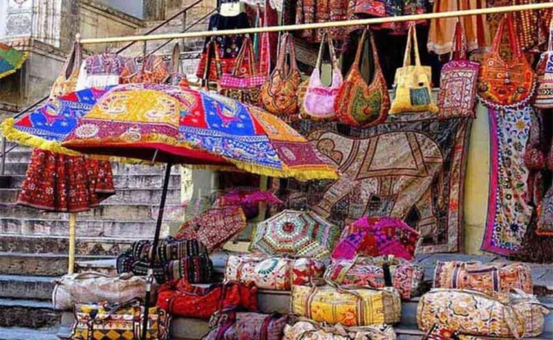 Delhi: Shopping and Street Food Tour with Female Guide & Car - Introduction: A Guided Glimpse into Delhi’s Market Scene
