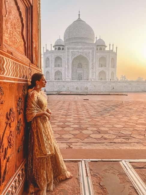 Delhi: Sunrise Taj Mahal and Agra Tour by Car -All Inclusive - The Sum Up