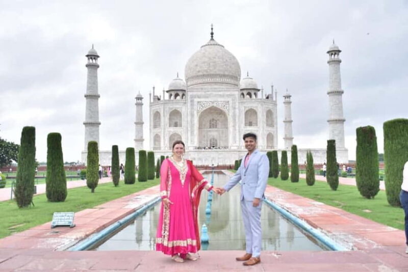 Delhi: Taj Mahal & Agra Tour by Gatimaan Express Train - Mid-Morning: Exploring Agra Fort
