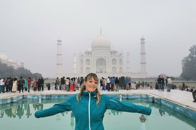 Delhi to Taj Mahal and return - Transportation with Tour Guide. - What the Tour Offers: An In-Depth Look