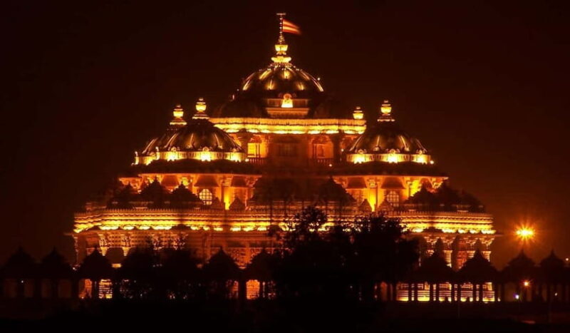 Delhi: Tuk Tuk Tour w/ Jama Mosque, Lotus Temple, India Gate - Who Will Get the Most Out of This Tour?