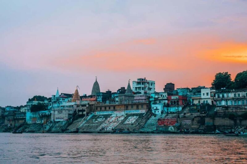 Delhi: Varanasi Overnight Spiritual Escape by Private Car - Key Points