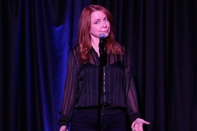 Delirious Comedy Club At Hennessey's Tavern Downtown Las Vegas - The Experience in Detail