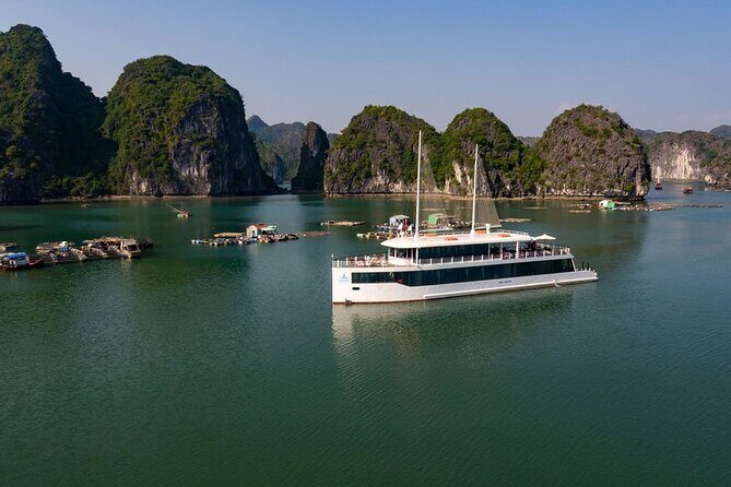 DELUXE Halong Cruise 1 Day Tour From Hanoi - Daily Operated - Starting the Day: Pickup and Travel