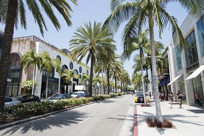 Deluxe Private Tour of Los Angeles - A Closer Look at the Price and Value