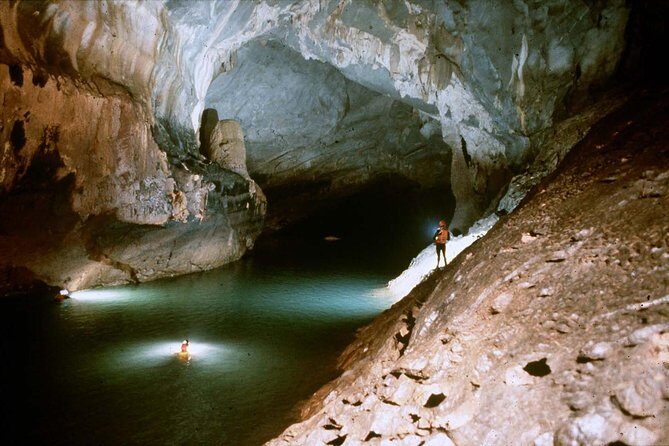 Deluxe Small Group Tour: Phong Nha Cave And Dark Cave 1 Day - Lunch in Phong Nha Village