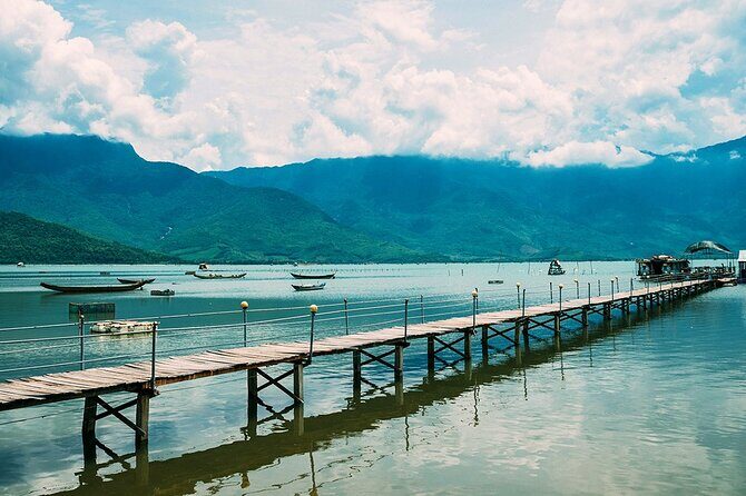 Deluxe Transfer Hue to Hoi An by Amazing way - A Complete Look at the Hue to Hoi An Open Tour
