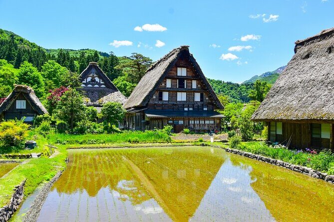 Departing from Takayama [Regular sightseeing bus] World Heritage Sites Shirakawago and Gokayama Ainokura - FAQ