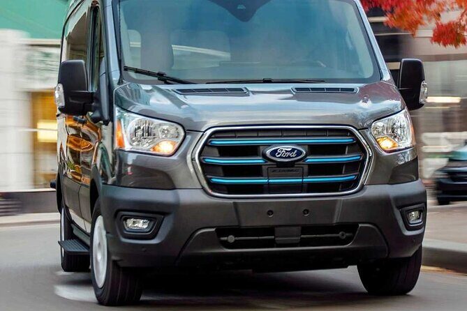 Departure by Van or Bus from Ottawa City to Ottawa Airport YOW - Why Choose This Transfer Service?