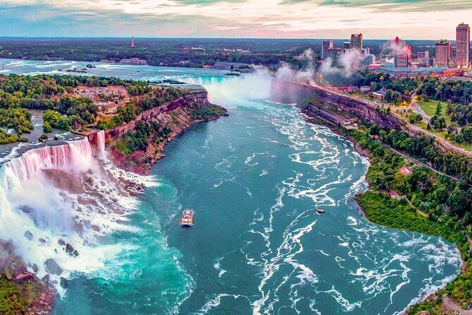 Departure Private Transfer: Niagara Falls to Toronto Airport YYZ in Business Car - Analyzing the Cost and Value