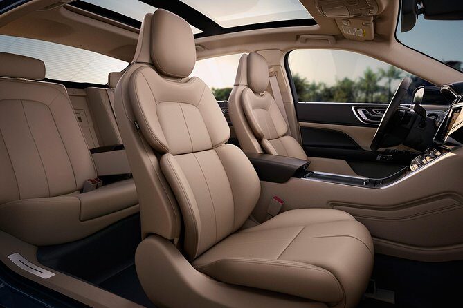 Departure Private Transfer Vancouver to YVR Airport or Cruise Port- Business Car - Detailed Review of the Private Vancouver Transfer Service