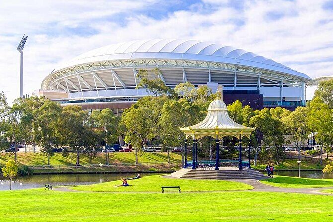 Departure Transfer: Adelaide to Airport ADL by Business Car - FAQ