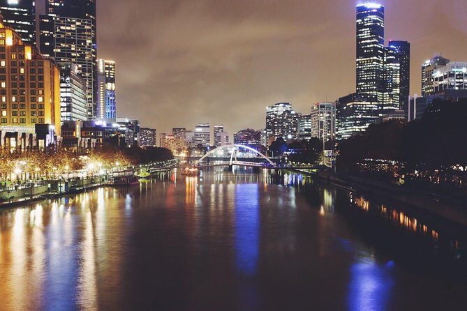 Departure Transfer from Melbourne to Melbourne Airport MEL in Van - Pricing and Value