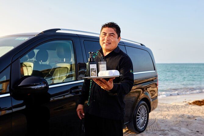 Departures in Mercedes Benz from Puerto Morelos to Cancun Airport - An Overview of the Experience