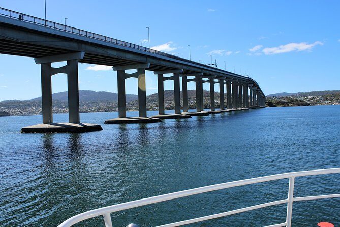 Derwent River Historic Harbour Cruise From Hobart - Discovering the Hobart Waterfront from the Water