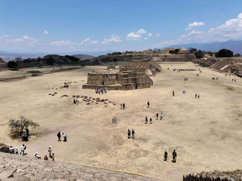 Desde Oaxaca: Monte Albán y el Arte Textil Zapoteca - FAQ