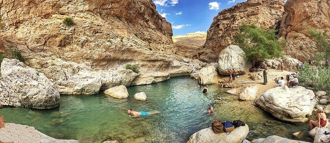 Desert Experience: Wahiba Sands & Wadi Bani Khalid Full-Day Tour - Authentic Encounters and Highlights