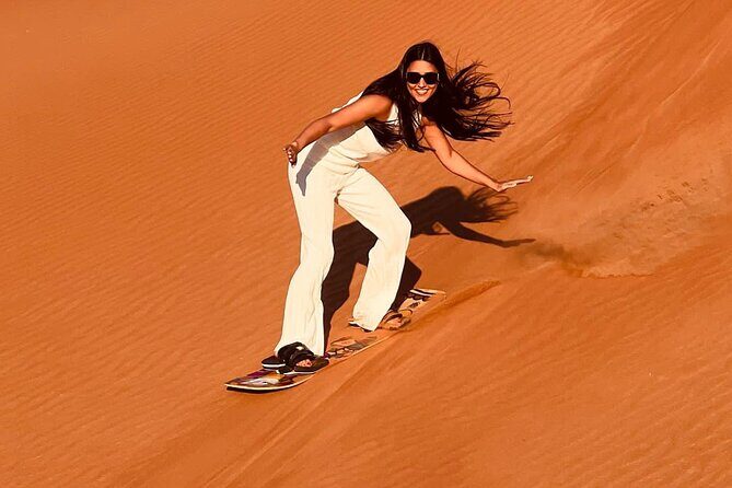 Desert Safari Dubai Red Dunes Safari With Live BBQ Buffet Dinner - Introduction: What to Expect from this Desert Safari