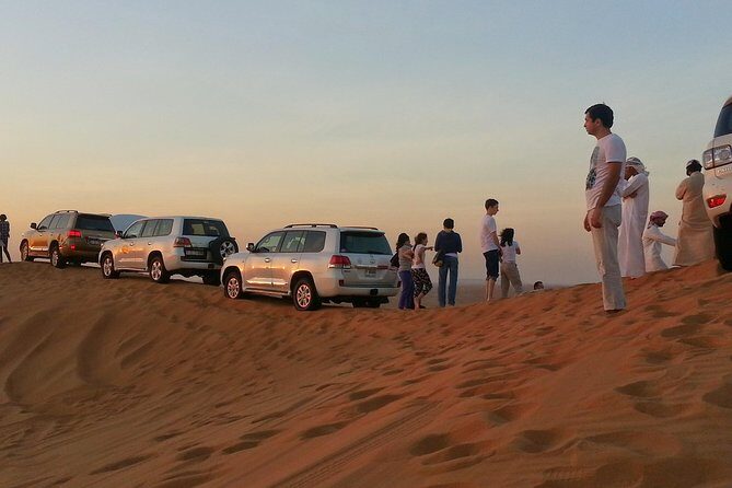 Desert Safari Tour - FULL PROGRAM with Dinner Show and more... - Key Points