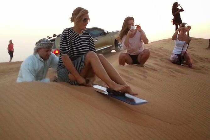 Desert Safari Tour - FULL PROGRAM with Dinner Show and more... - Who This Tour Is Best For