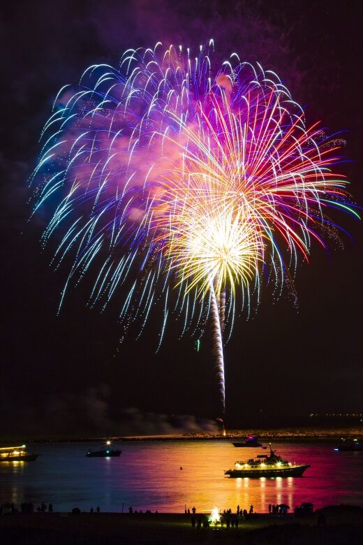 Destin-Fort Walton Beach: Private Cruise with Fireworks - Authenticity and Unique Advantages