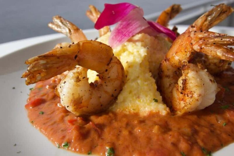 Destin: Sunset Dinner Cruise with Live Music - Setting Sail on the Solaris Yacht
