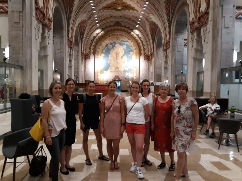 Detroit: Architectural Beauty and Hidden Gems Walking Tour - Key Points