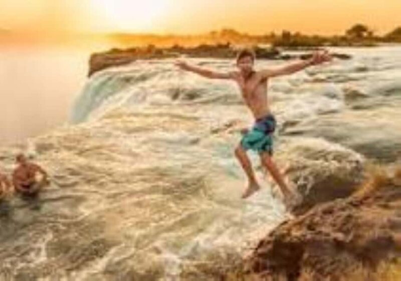 Devil's pool - Morning breeze - Introduction: An Unforgettable Adventure at Devil’s Pool - Morning Breeze