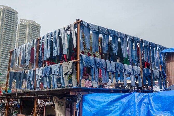 Dhobi Ghat Guided Tour A walk inside the biggest open air Laundry - Key Points