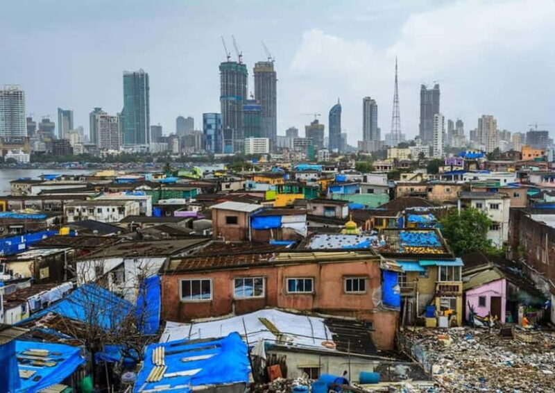 Dhobi Ghat Laundry and Dharavi Slum Tour with Local Train - Key Points