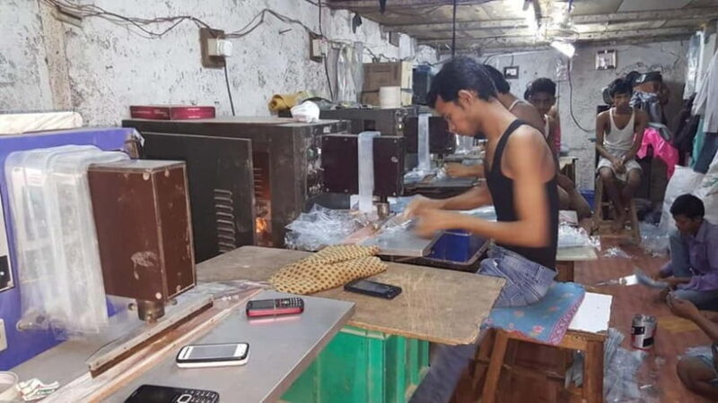 Dhobi Ghat Laundry and Dharavi Slum Tour with Local Train - An In-Depth Look at the Tour Experience