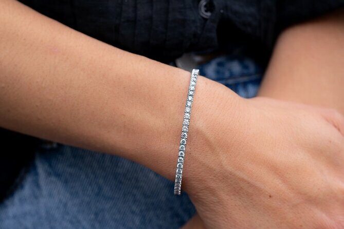 Diamonds and Cocktails a Shopping Experience in Grand Cayman - Practical Tips for Your Visit