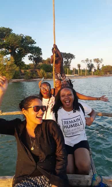 Diani: Sunset Cruise along Kongo River on Wooden Canoe boat - Key Points