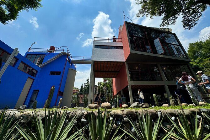 Diego Rivera Frida Kahlo Studio House Tour - Key Points