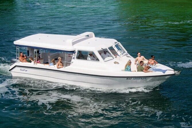 Dimaniyat Island Tour with Snorkeling - Key Points
