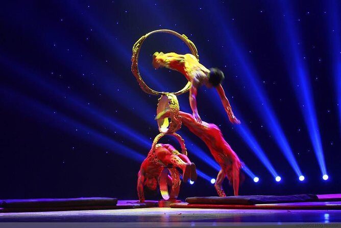Din Tai Fung Dinner Experience and Acrobatics Show in Shanghai - FAQs