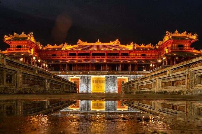 Dinner cruise on Perfume river and Forbidden city visit - Authentic Experiences and Authentic Food