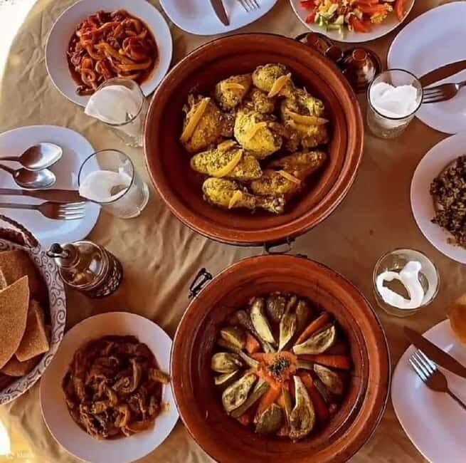 DINNER IN AGAFAY DESERT UNDER THE STARS WITH SHOW AND CAMELS - FAQs