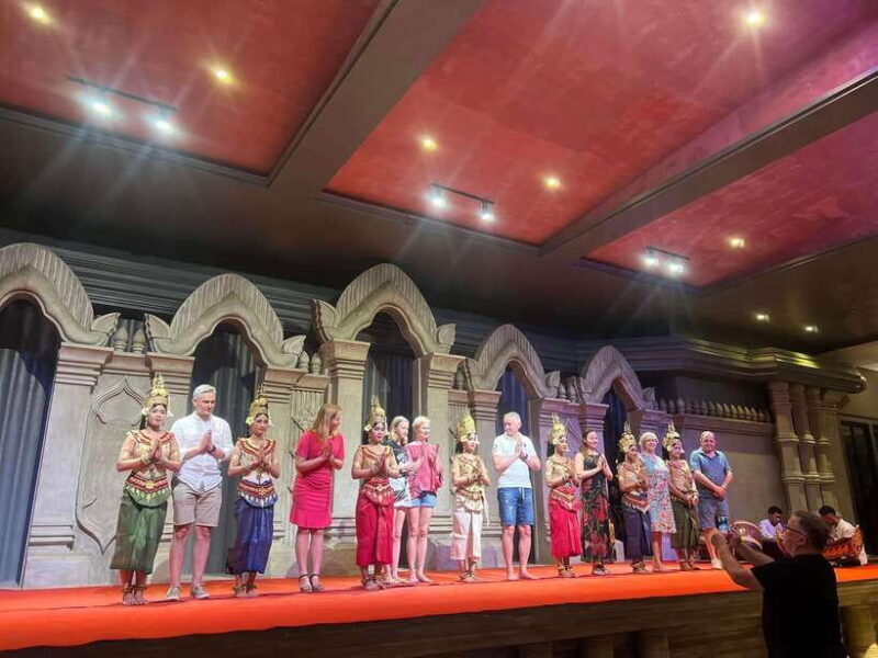 Dinner Show Apsara Dance, Pickup round trip included - FAQ