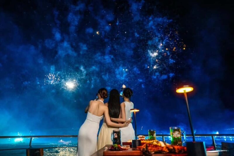 Dinner with Fireworks, Symphony & Kiss of the Sea Show - What Do the Reviews Tell Us?