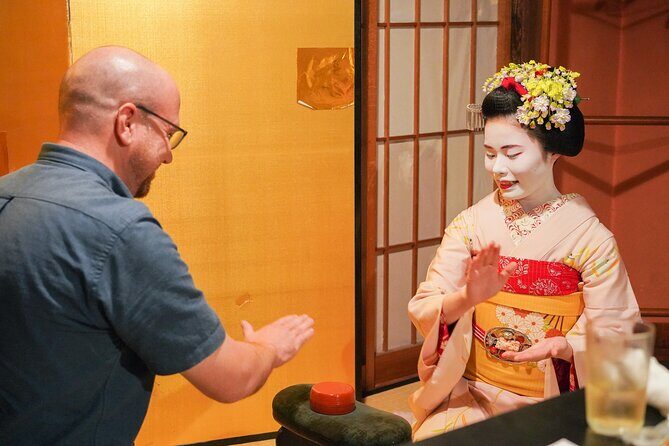 Dinner with Maiko in a Traditional Kyoto Style Restaurant Tour - Exploring Gion: The Heart of Kyoto’s Geisha Culture
