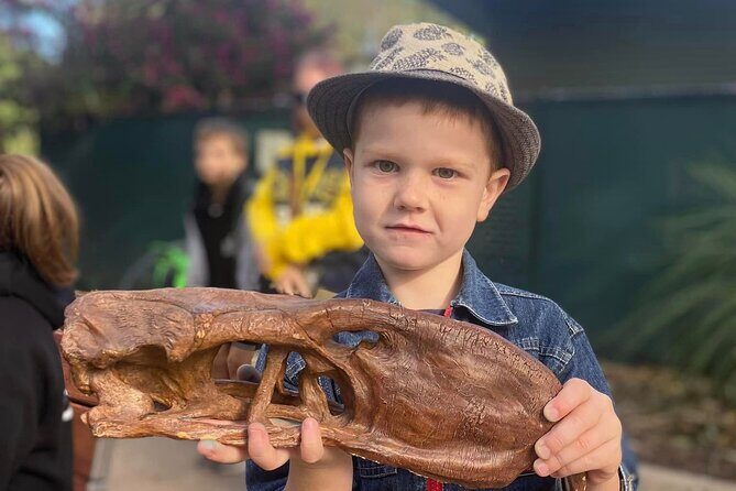 DINOSAUR and FOSSIL ZOO TOUR Rockhampton - A Detailed Look at the Dinosaur and Fossil Zoo Tour