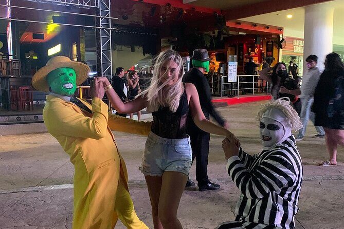 Direct access ticket to Coco Bongo Beach Club Cancun - The Experience in Detail