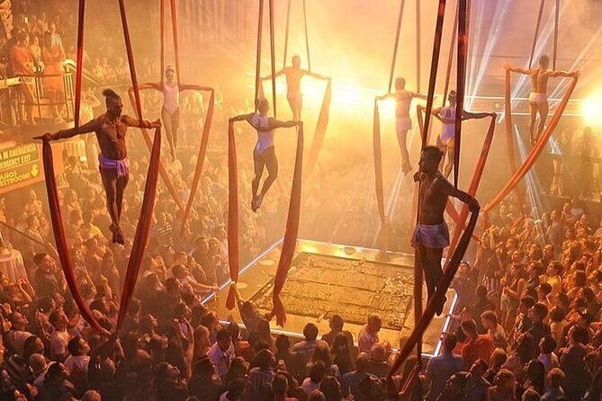 Direct access ticket to Coco Bongo Beach Club Cancun - The Sum Up
