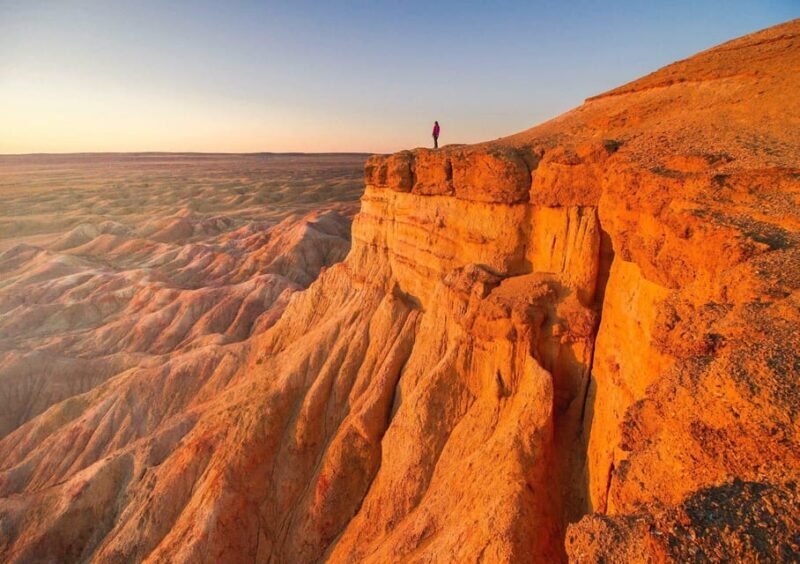 Discover / 8 day Great Gobi and Central Mongolia - The Sum Up