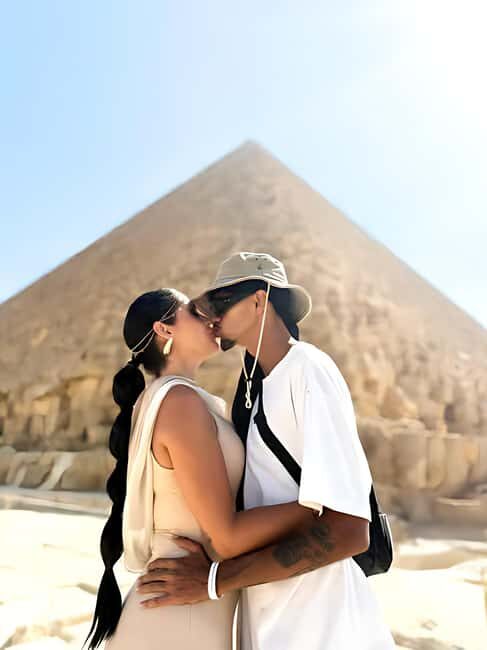 Discover Cairo: Pyramids, Museum & Sphinx Tour from Hurghada - Key Points