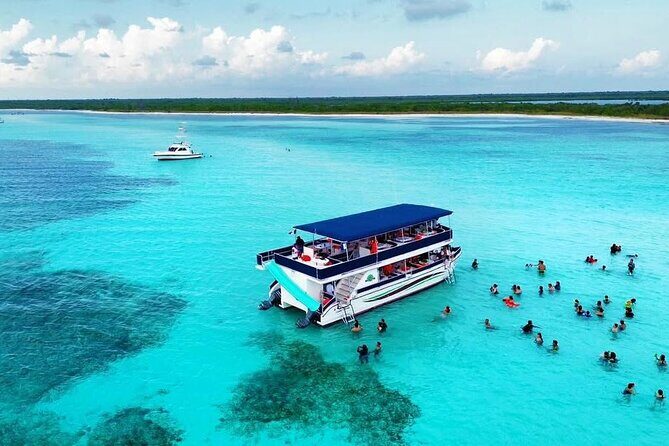 Discover El Cielo and El Cielito Reefs on Amusing Catamarans - The Itinerary in Detail
