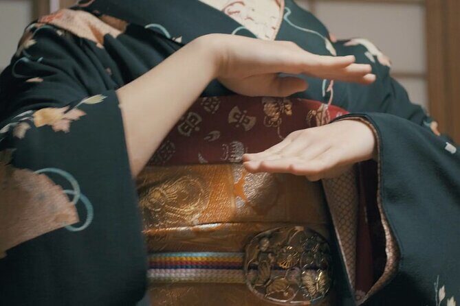 Discover Geisha Arts: Gion Cultural Walk & Geisha Show - The Geisha Show & Cultural Experience