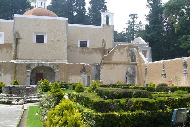 Discover Hiking Trails and a Convent in Desierto de los Leones - The Lakeside Serenity at Lago de los Gansos