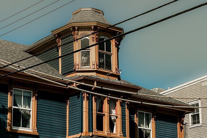 Discover Lunenburg and Mahone Bay Guided Tour - A Detailed Look at What This Tour Offers